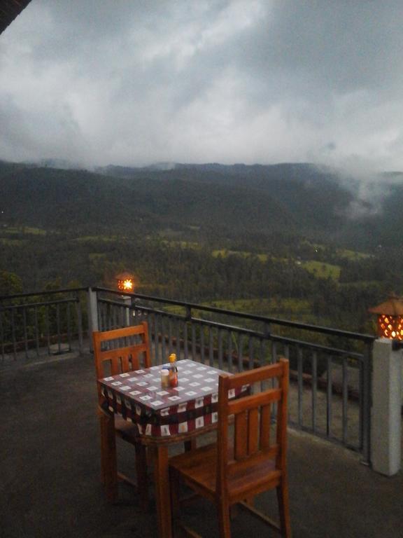 Munduk One Homestay And Warung מראה חיצוני תמונה