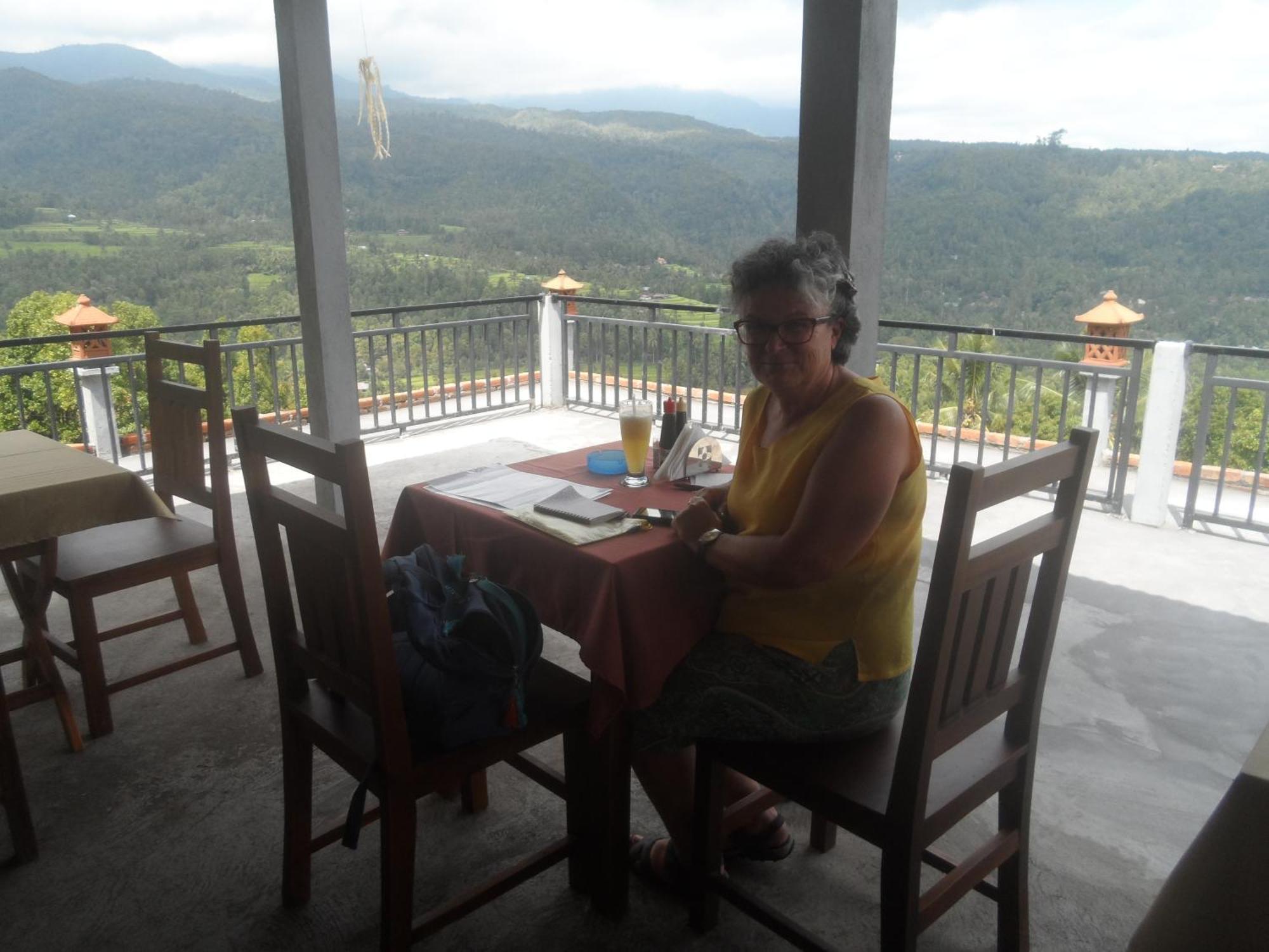 Munduk One Homestay And Warung מראה חיצוני תמונה